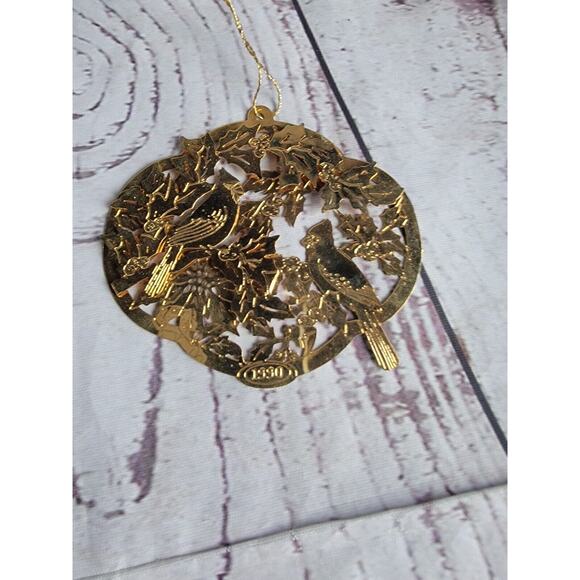 1990 Hallmark Keepsake Ornament Holiday Cardinals Brass - Picture 1 of 5